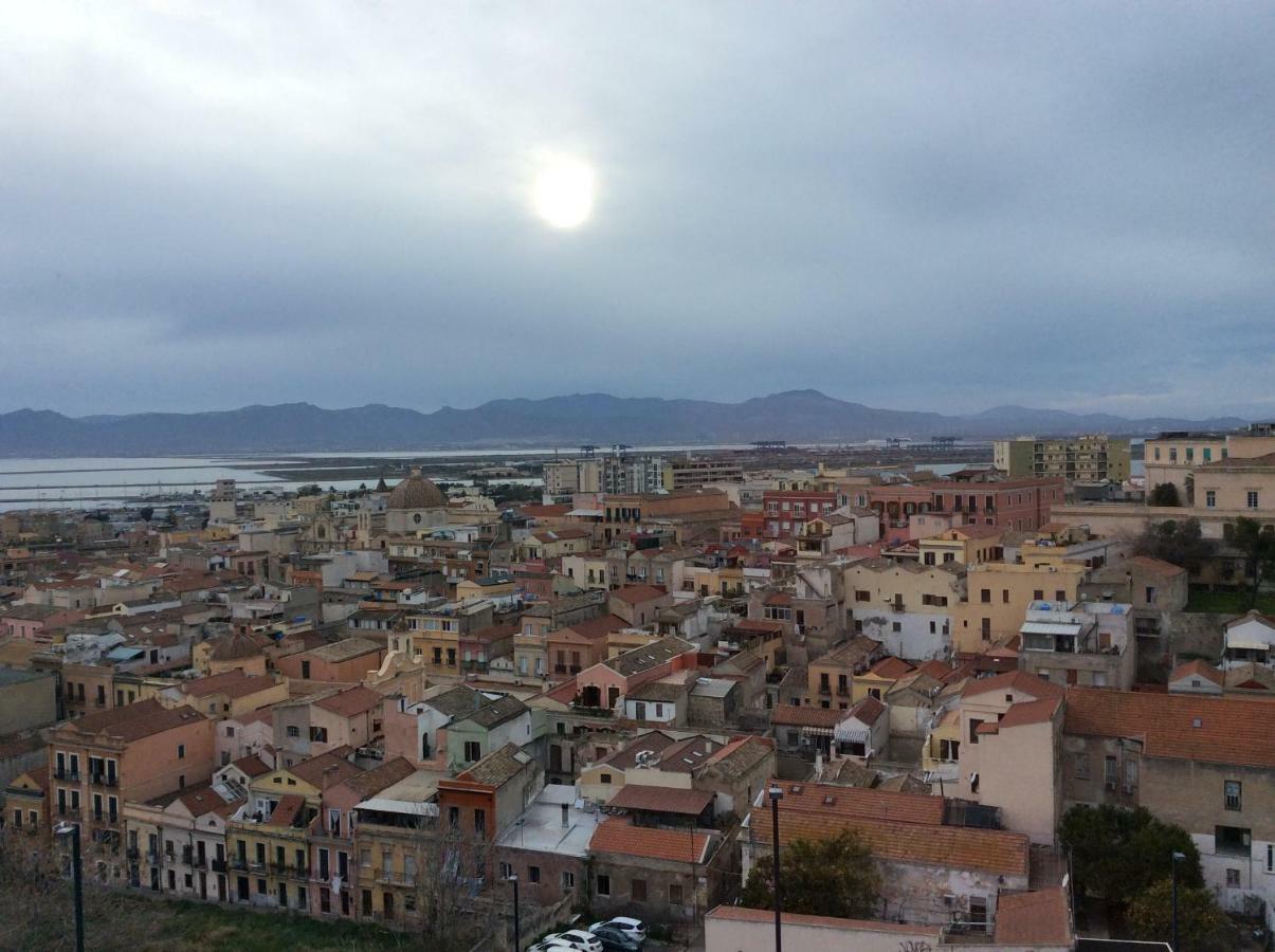 Old Castle S. Croce Villa Cagliari Esterno foto